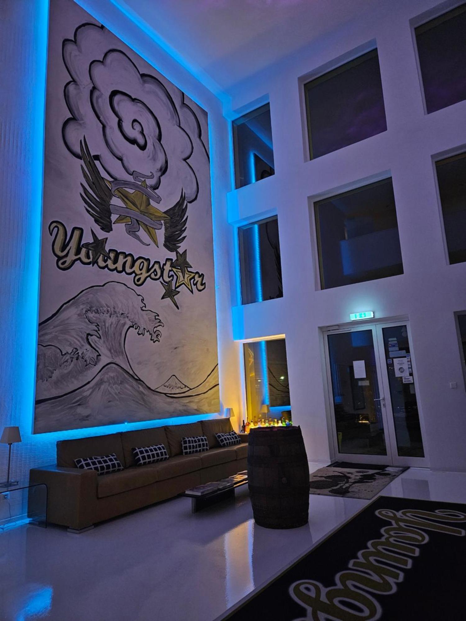 Designhotel Youngstar มานไฮม์ ภายนอก รูปภาพ